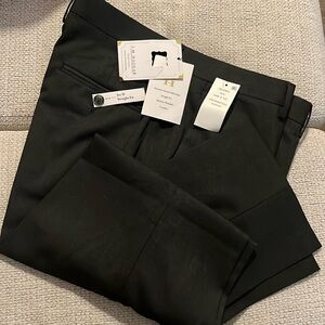 NWT Haggar Straight Fit Black Pant 34wx32l